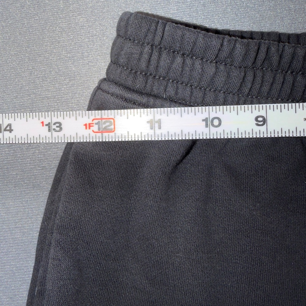 The North Face Boys Black Red Box Fleece Shorts Size Medium 10 NF0A81XQ - Picture 4 of 7